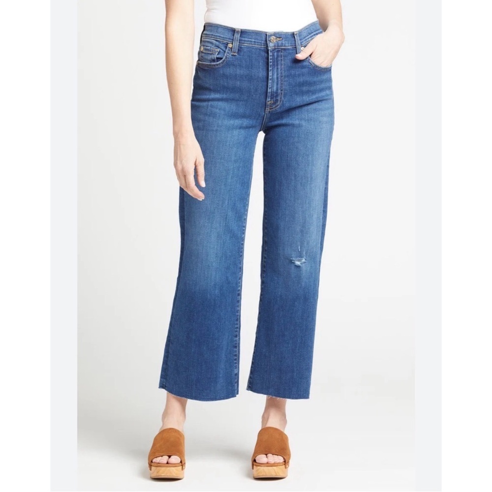 7 for all mankind cropped Alexa jeans with cut hem medium wash blue size 24